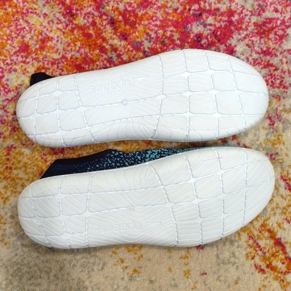 SPEEDO WATER SHOES (9) - Picture 5 of 5